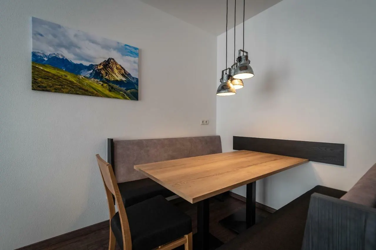 A Casa Rubin Chalet & Studio Resort Solden Apartment