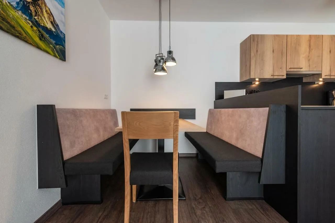 A Casa Rubin Chalet & Studio Resort Solden